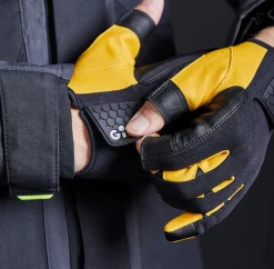 Women Gill Marine Pro Gloves – Long Finger